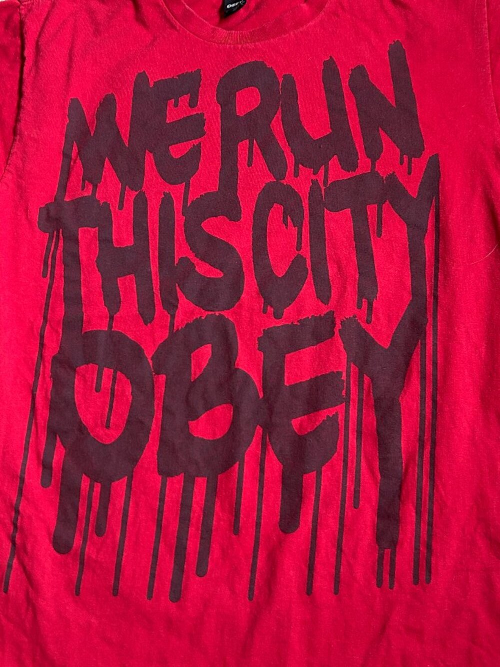 Obey Vintage Y2K Red T-Shirt We Run This City Size L - TLC